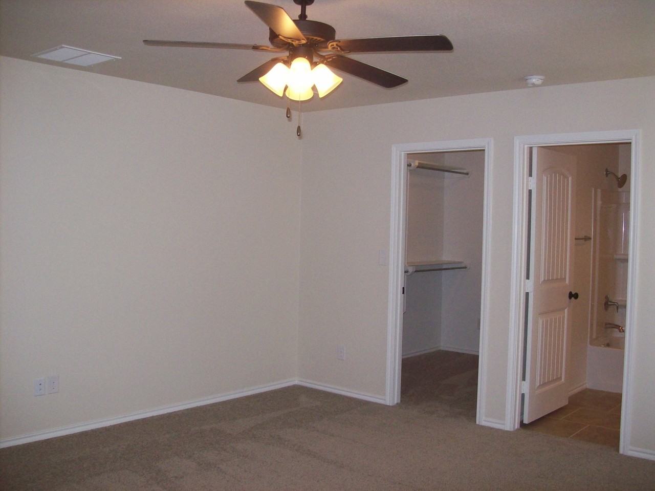 3604 Trenton Ave - Photo 7 of 18