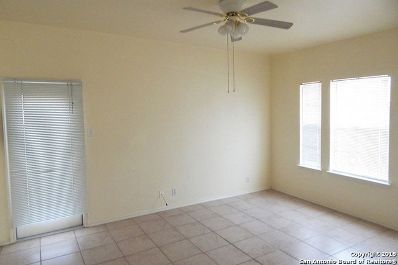 2735 Crown Holw - Photo 6 of 13