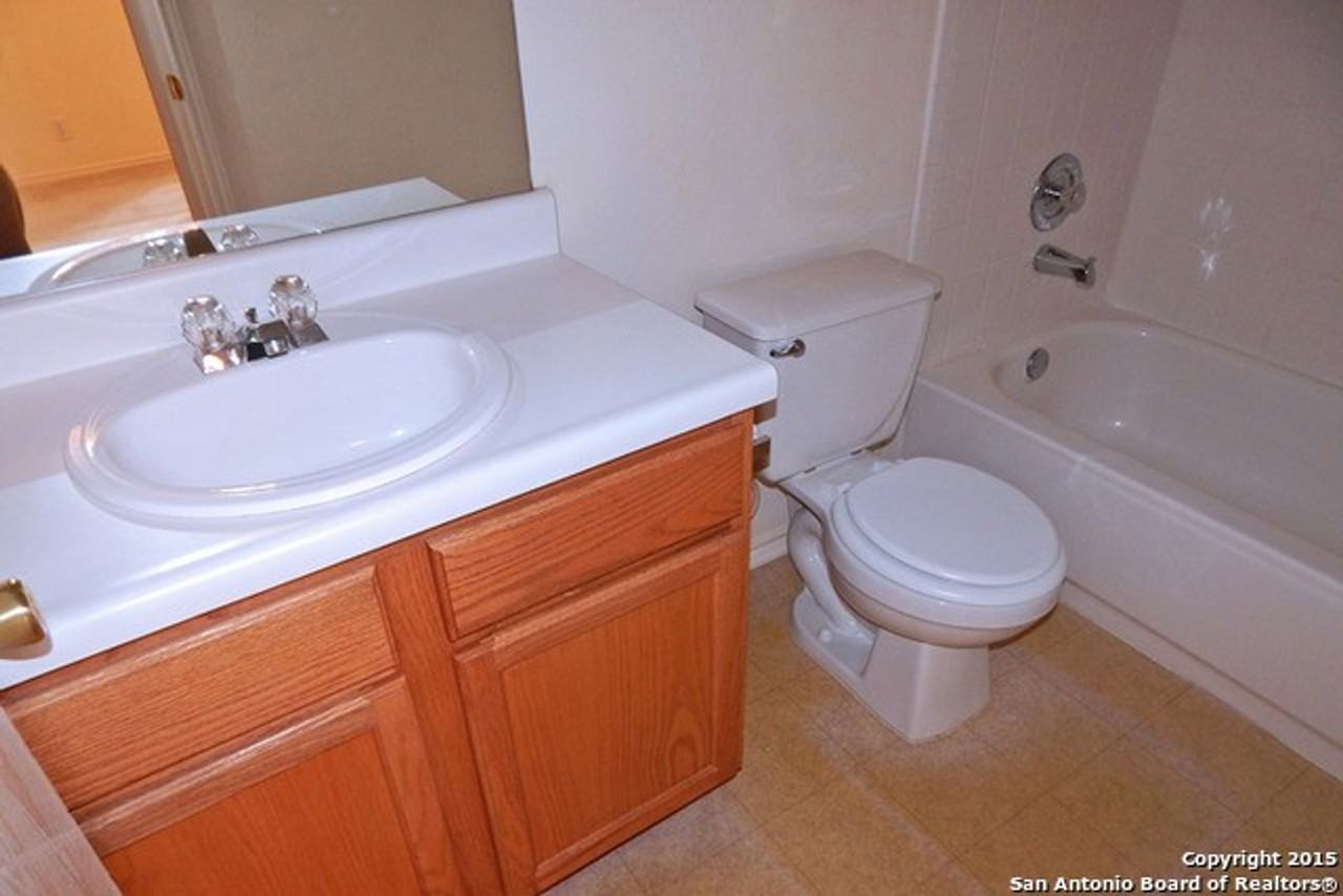 2735 Crown Holw - Photo 7 of 13