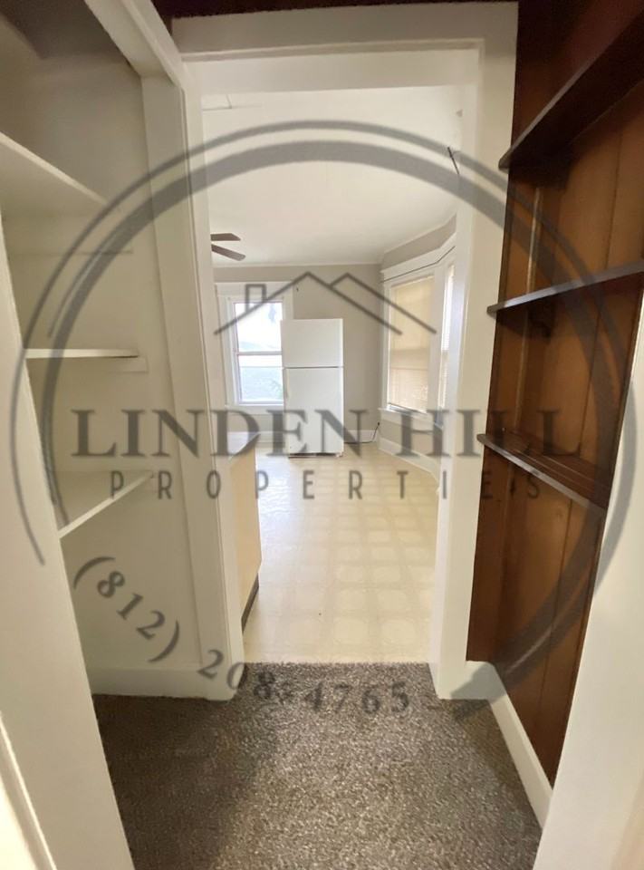 635 S 25th St - Photo 4 of 11