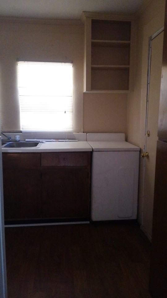 321 Duncan St - Photo 5 of 8