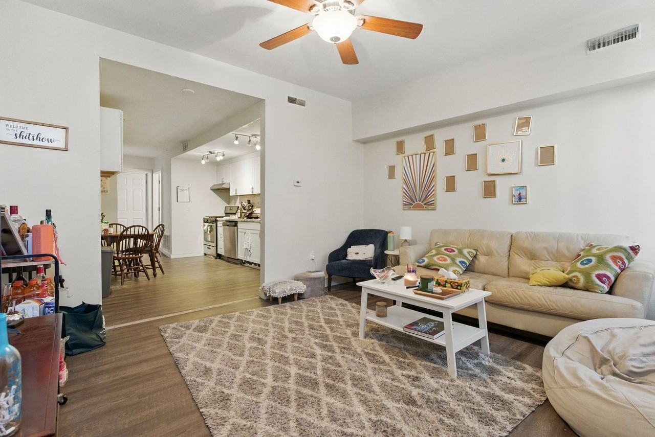 118 S 21st St - Photo 5 of 16