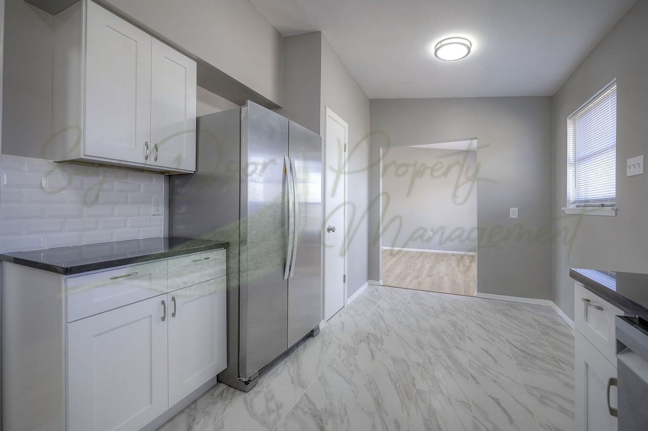 515 Silverado Trl - Photo 7 of 22