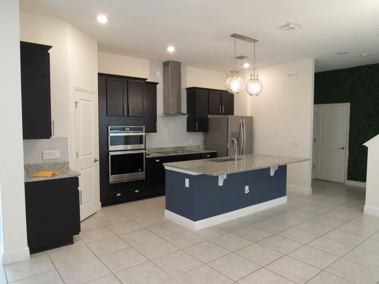 2261 Standing Rock Cir - Photo 3 of 36