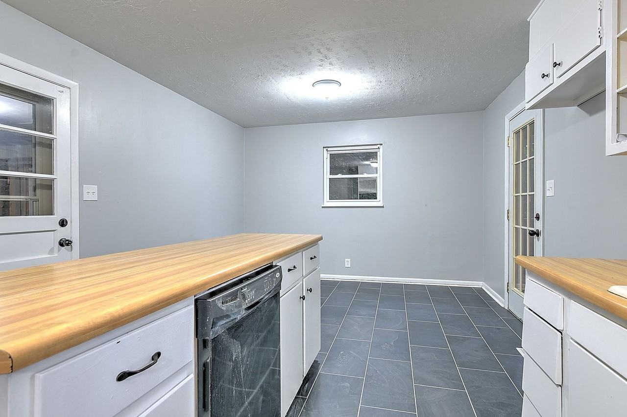 680 Elk Dr - Photo 7 of 28