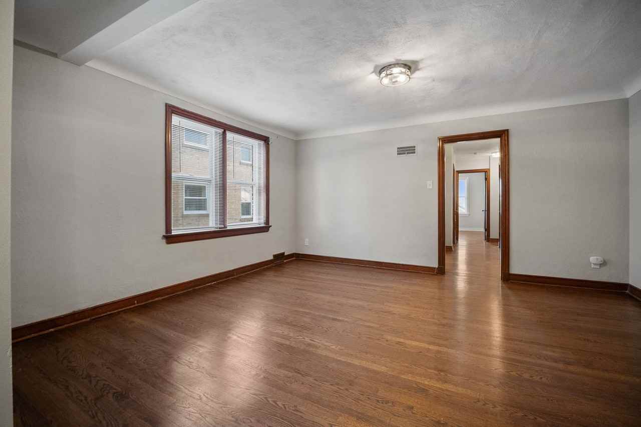 4006A Oleatha Ave - Photo 5 of 32