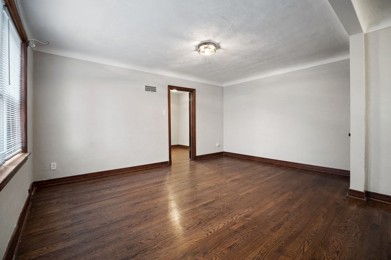4006A Oleatha Ave - Photo 6 of 32