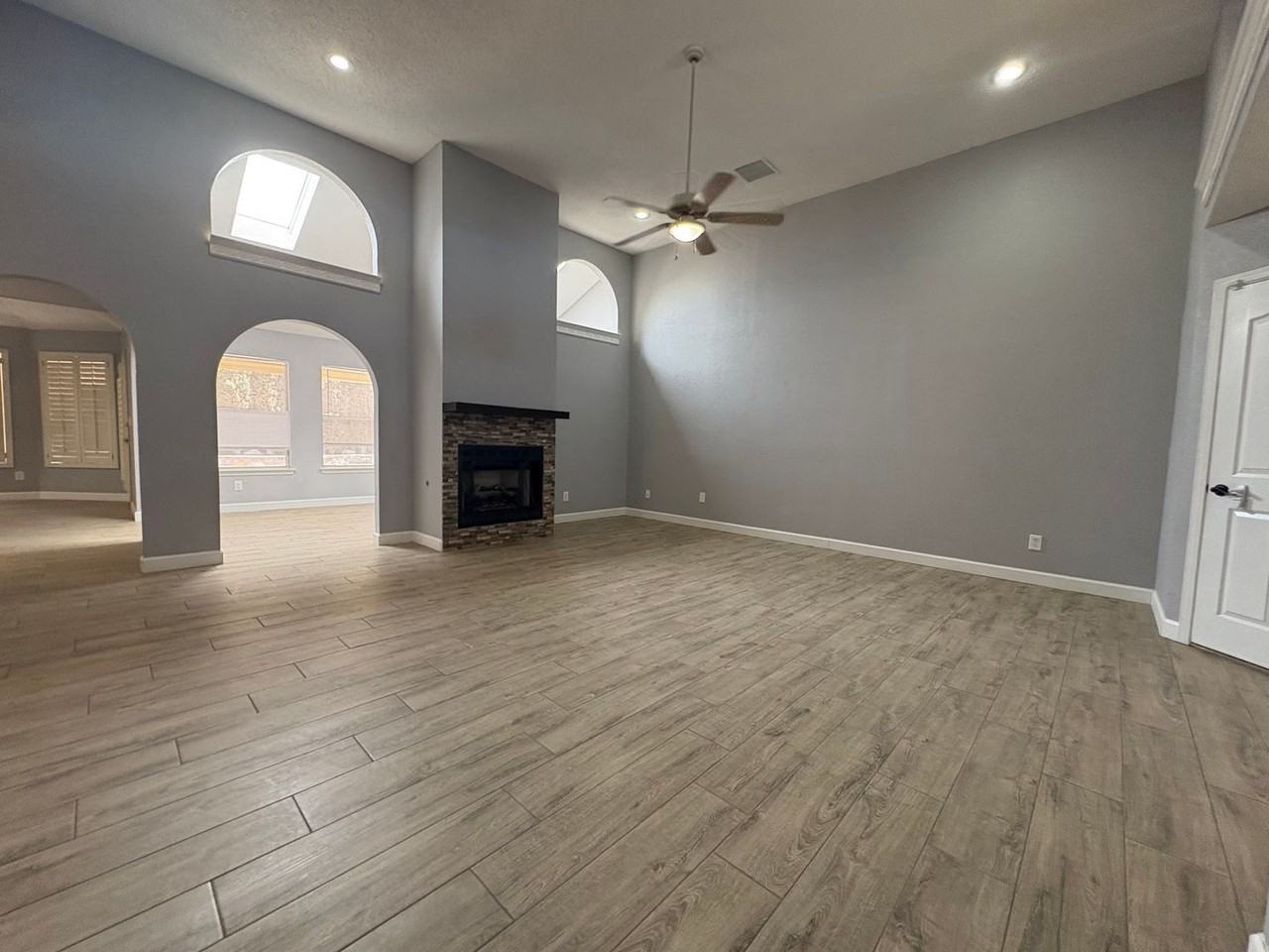13123 Thea Smith Dr - Photo 7 of 29