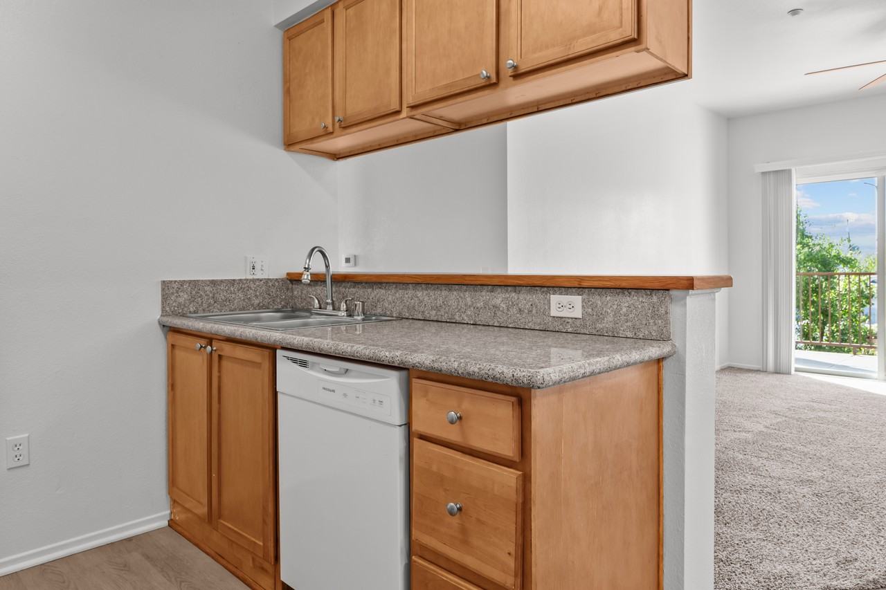 Baywood Villas - Photo 5 of 20