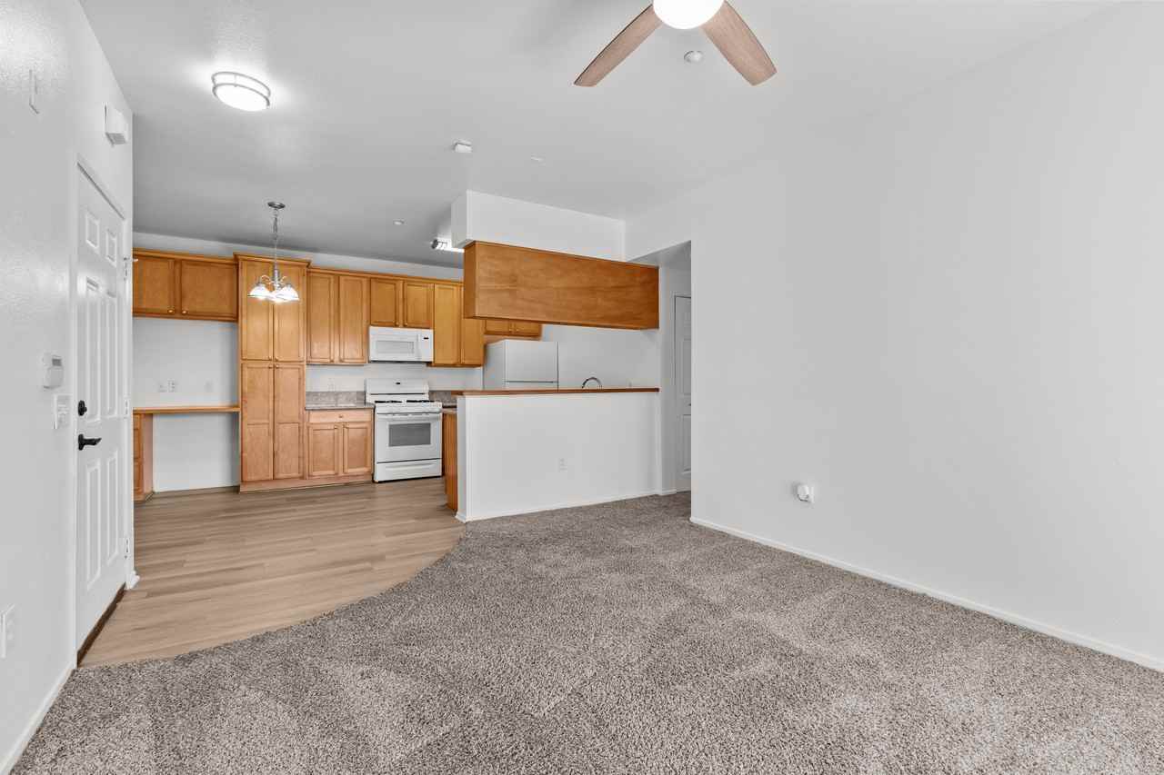 Baywood Villas - Photo 7 of 20