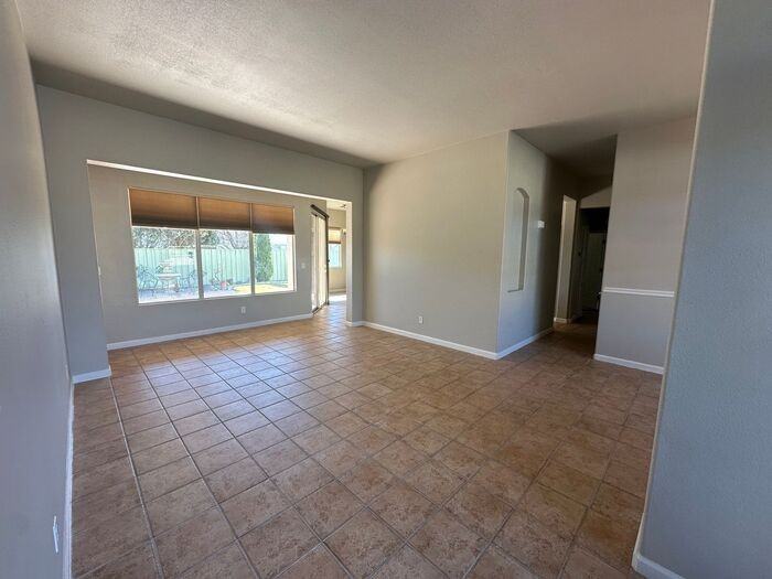 10410 Silver Rush Ct - Photo 2 of 15