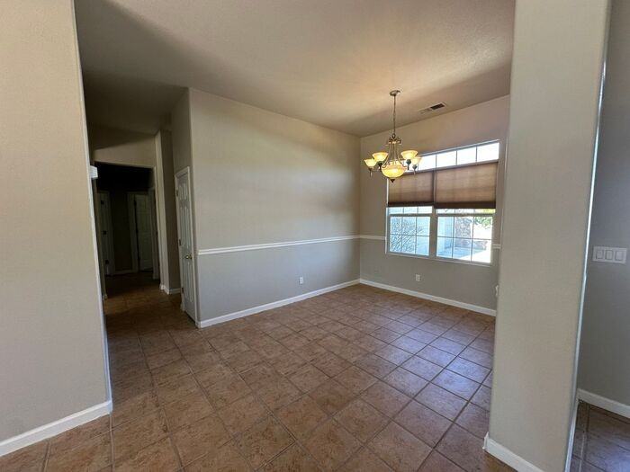 10410 Silver Rush Ct - Photo 3 of 15