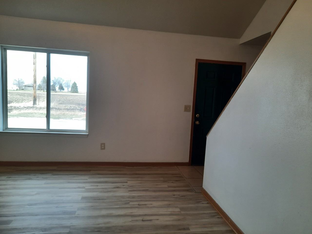 597 Giddings St #3 - Photo 3 of 17