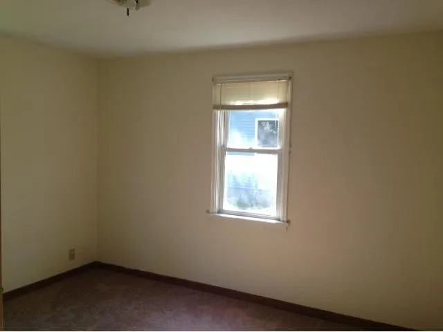 414 4th Ave Ne #NA - Photo 3 of 14