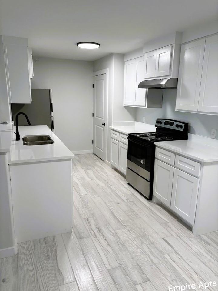 6501 Lipes Blvd - Photo 2 of 3