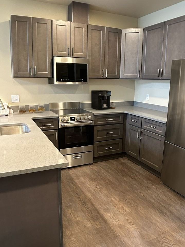 1705 N Government Way - Photo 2 of 14