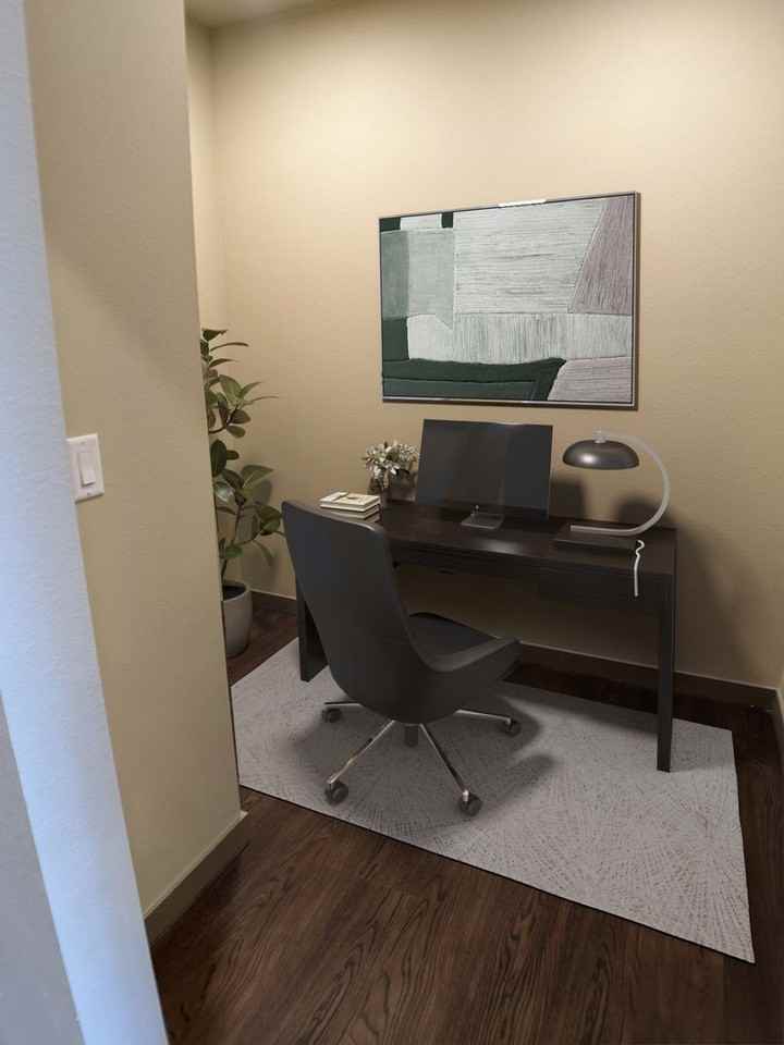 1705 N Government Way - Photo 4 of 14