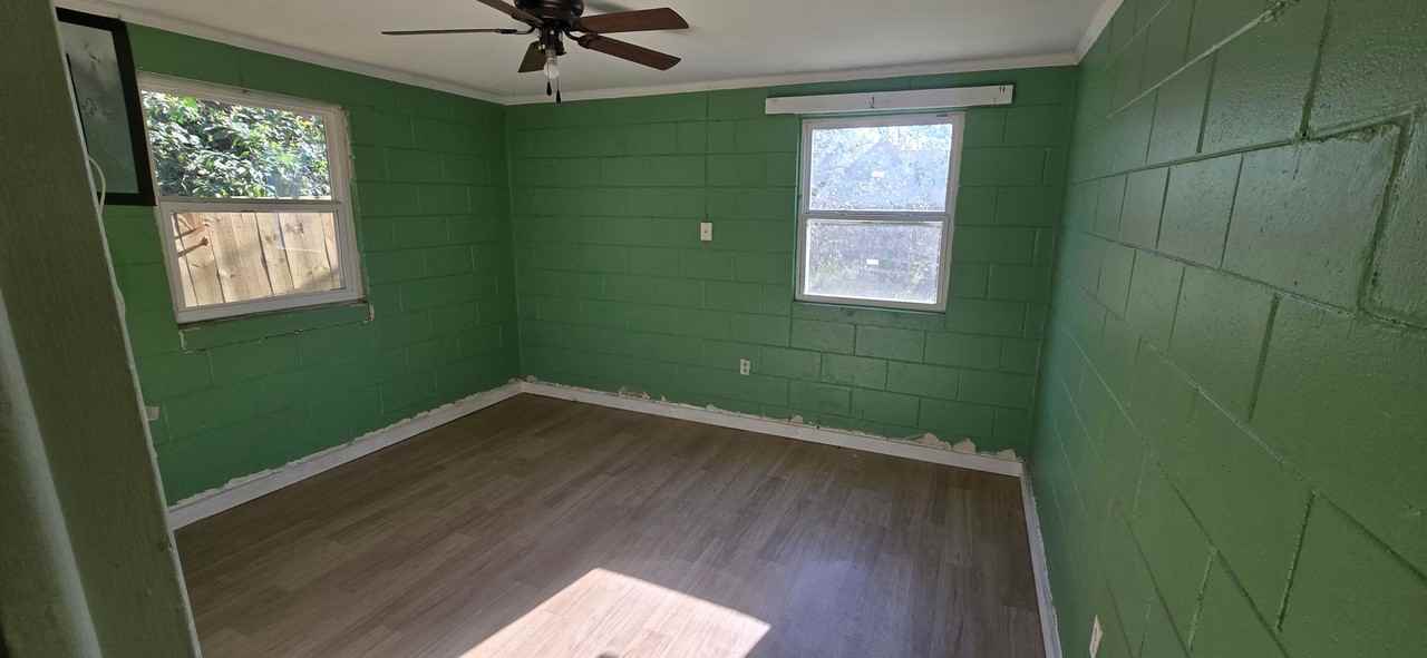 1132A Camille St - Photo 3 of 6