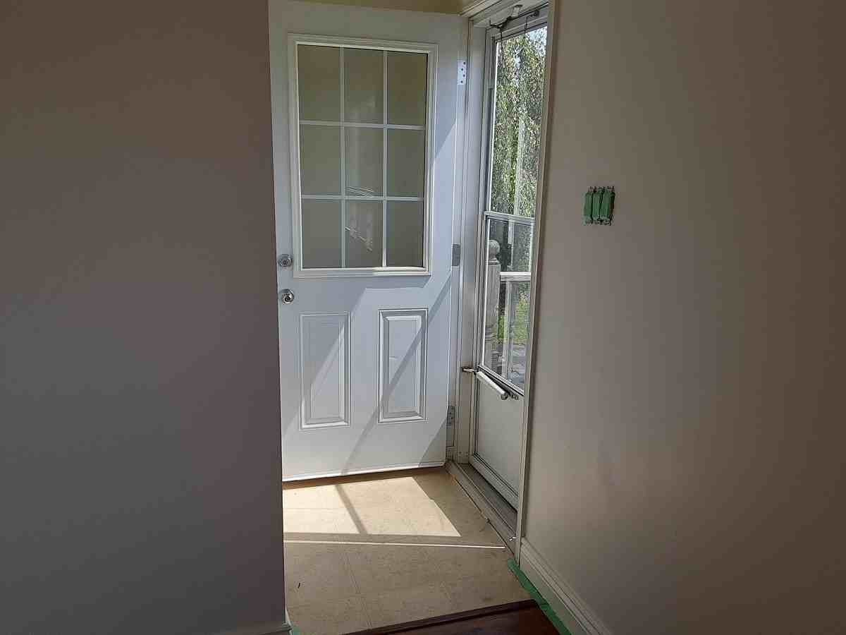 25 Huntingdon Dr #1 - Photo 3 of 24