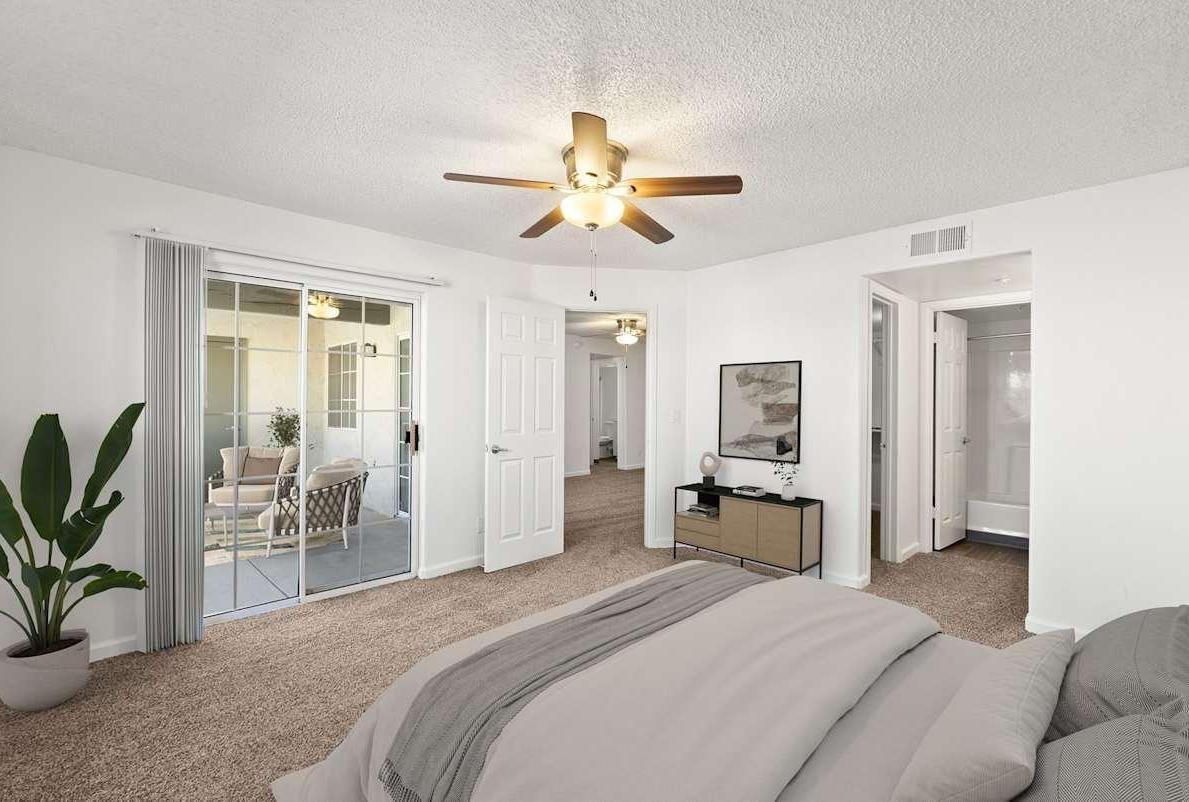 1570 Paseo Grande - Photo 7 of 15