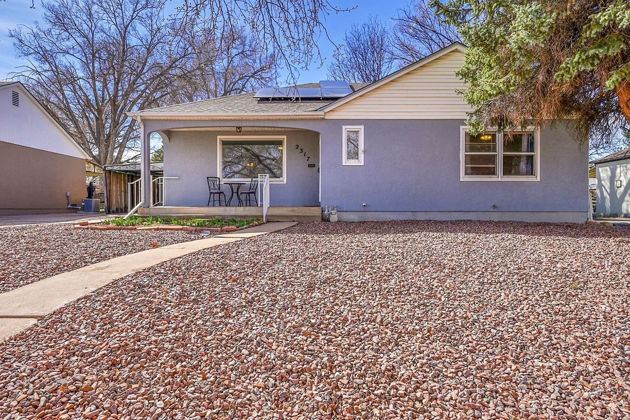 2317 De Soto Rd - Photo 3 of 29