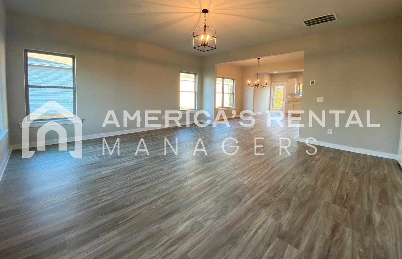 68 Granvil Way - Photo 4 of 36