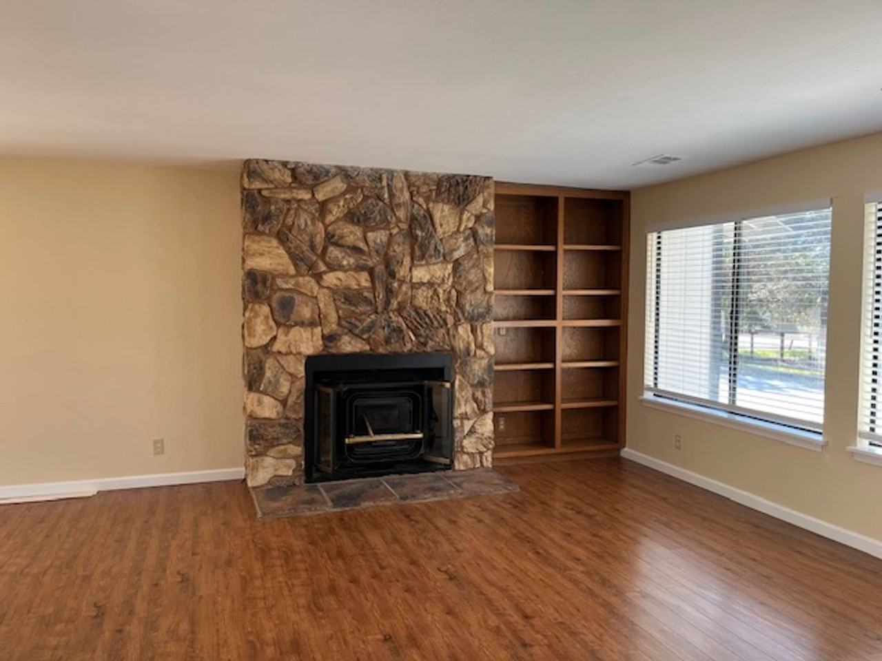 29342 Fawn Way - Photo 3 of 16