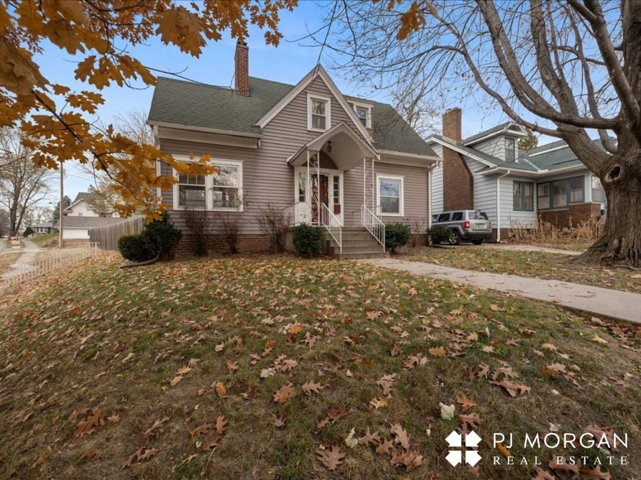 4528 Woolworth Ave - Photo 2 of 25