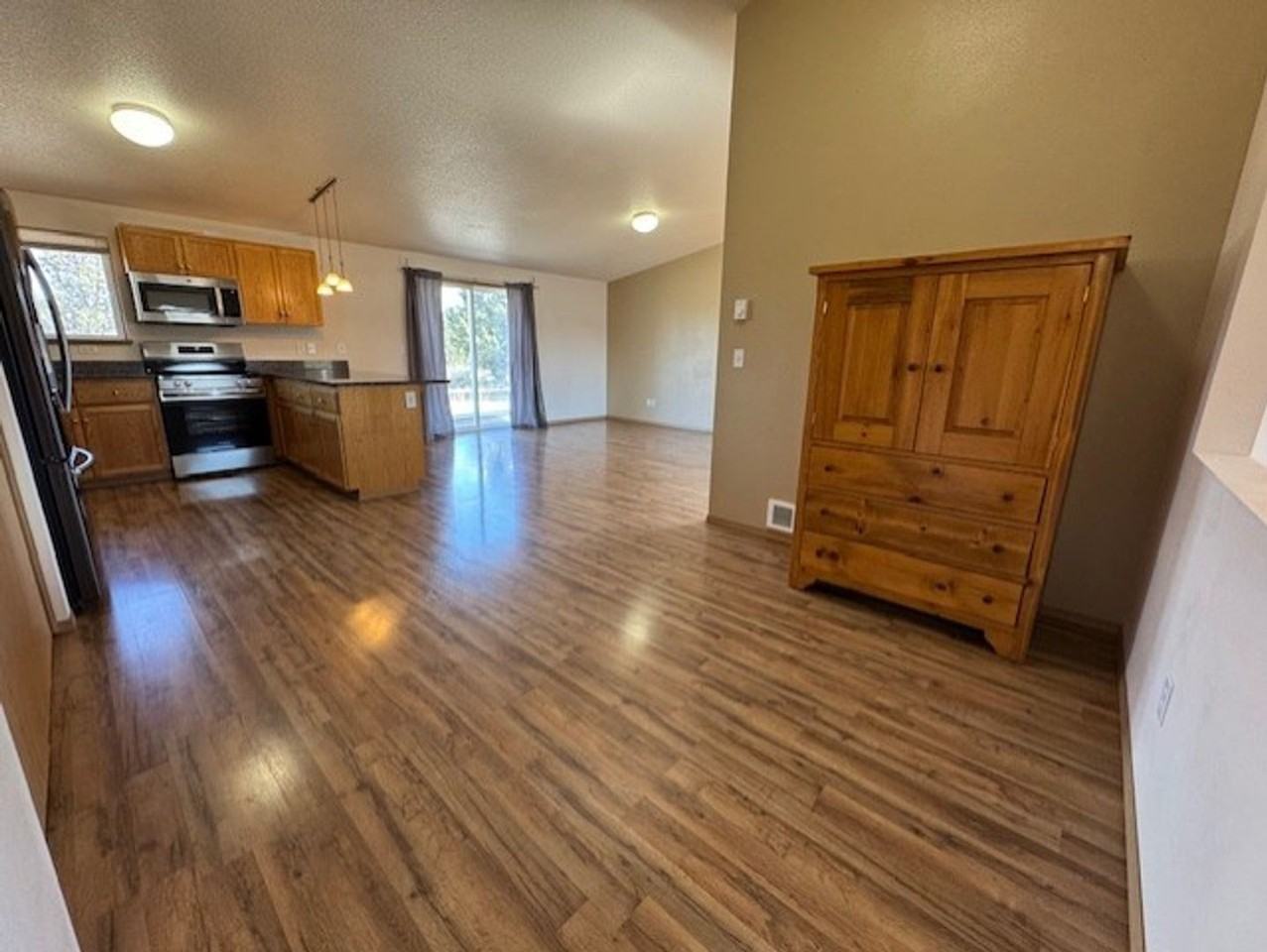 18120 2nd Ave - Photo 7 of 18