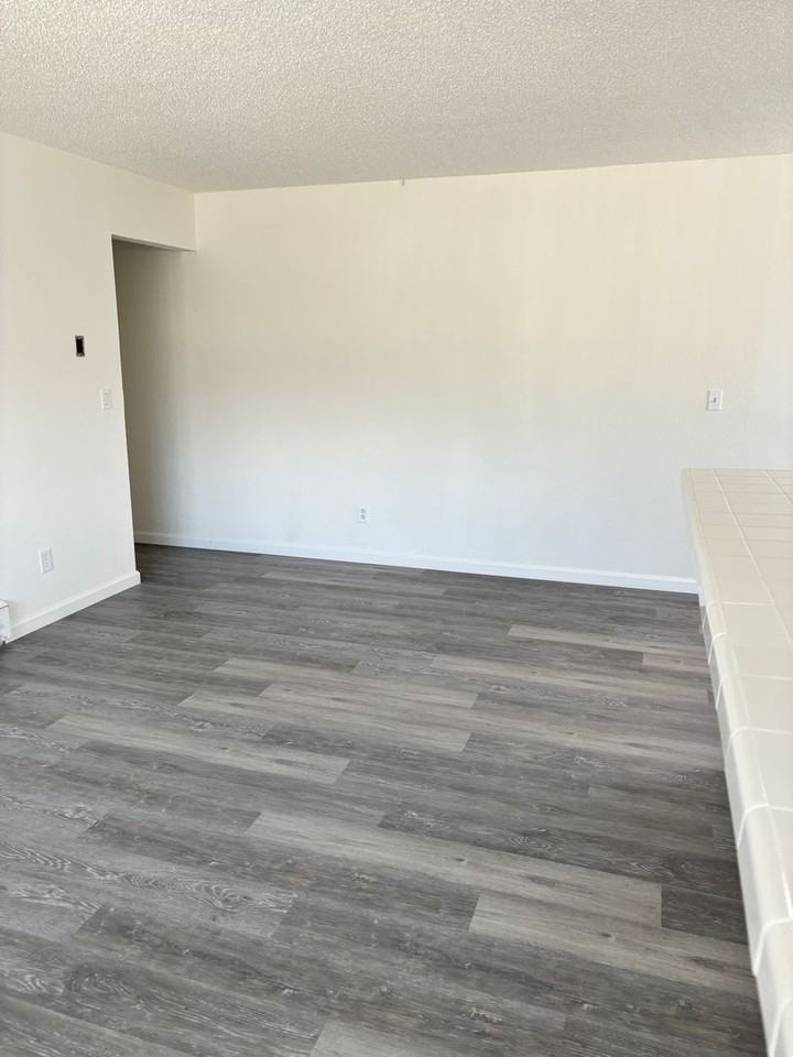 4911 Neil Rd #4 - Photo 2 of 29