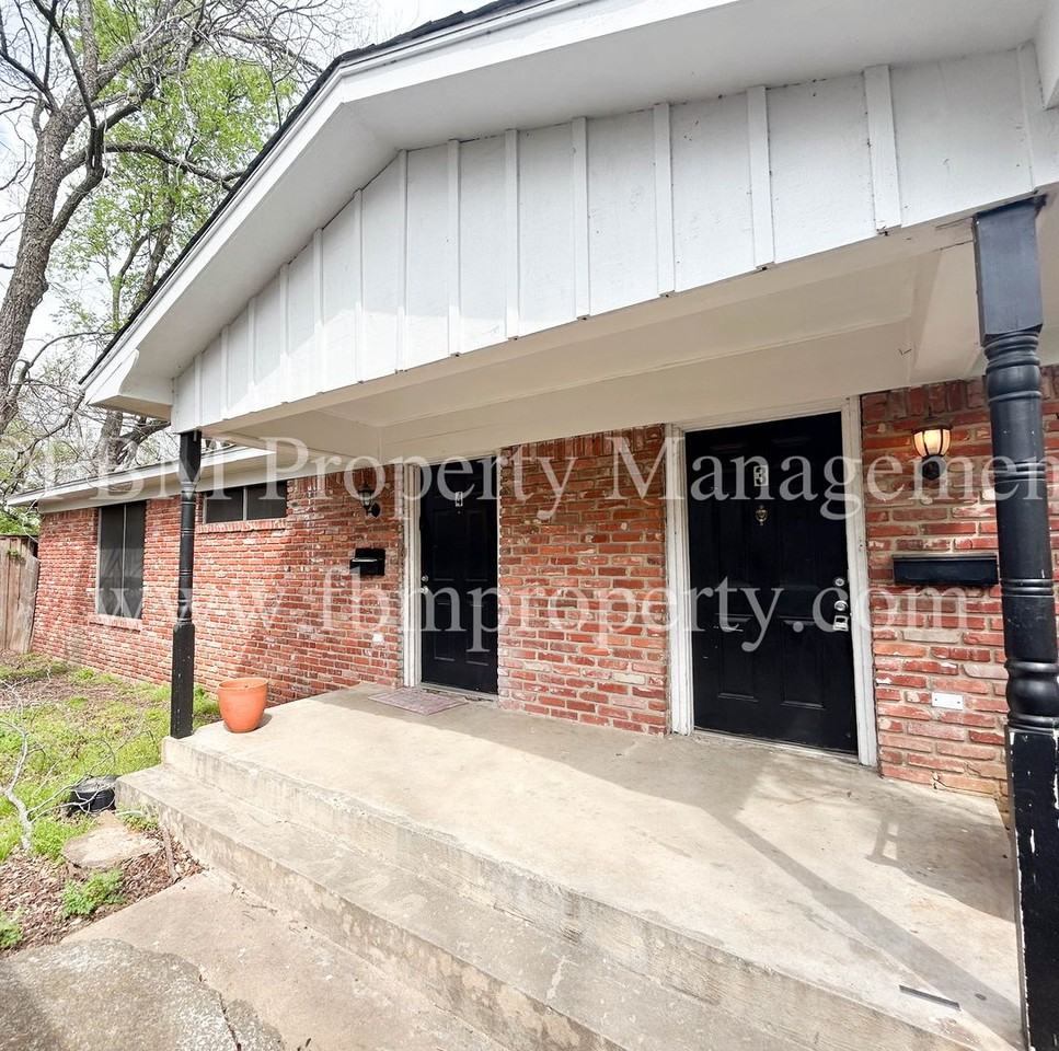106 S Kaufman St #3 - Photo 3 of 17