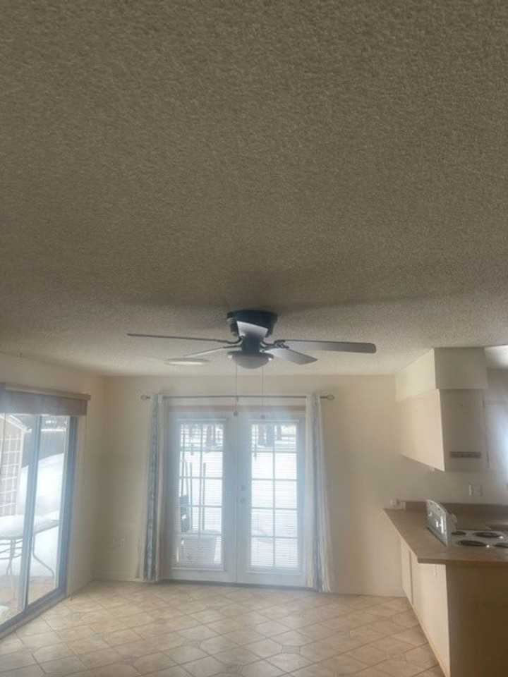 420 Pawnee - Photo 2 of 15