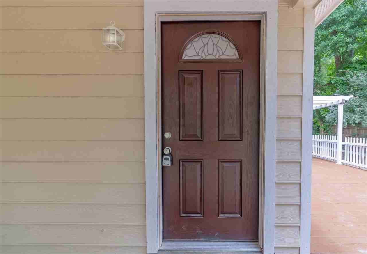 11257 S Lake Shore Dr - Photo 3 of 31