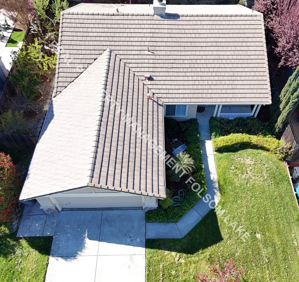 738 Agostini Cir - Photo 3 of 20