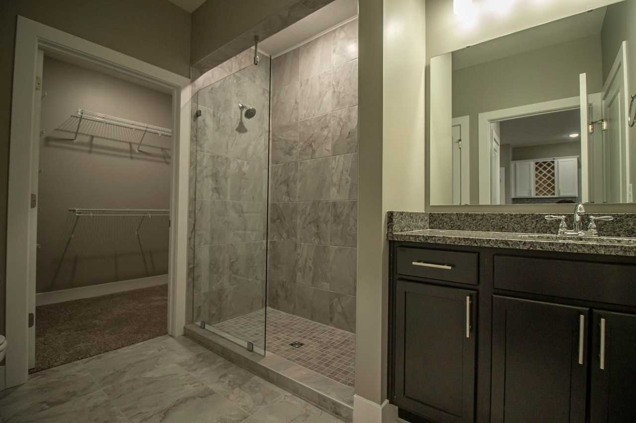 Pullman Station - Photo 3 of 6