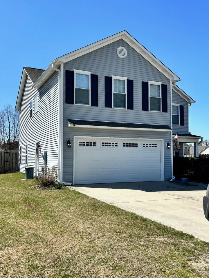 108 Preswick Dr - Photo 2 of 25