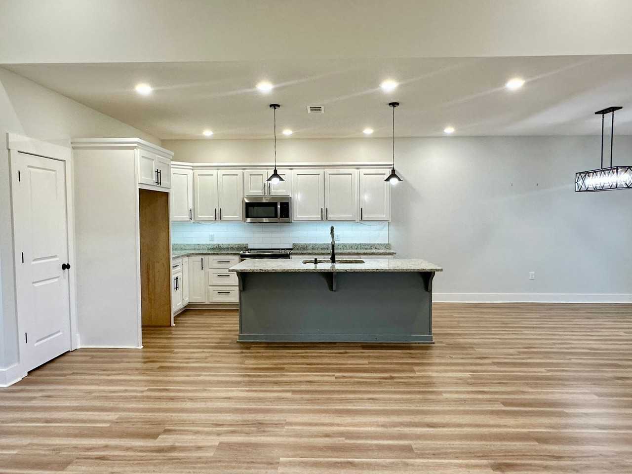 115 Hidden Creek Dr - Photo 3 of 10