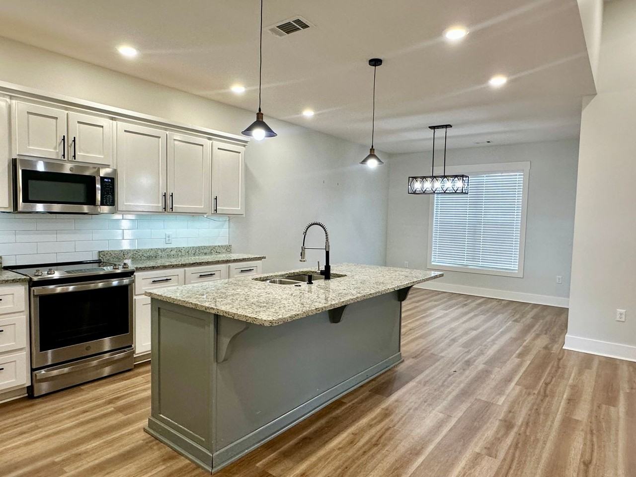 115 Hidden Creek Dr - Photo 7 of 10