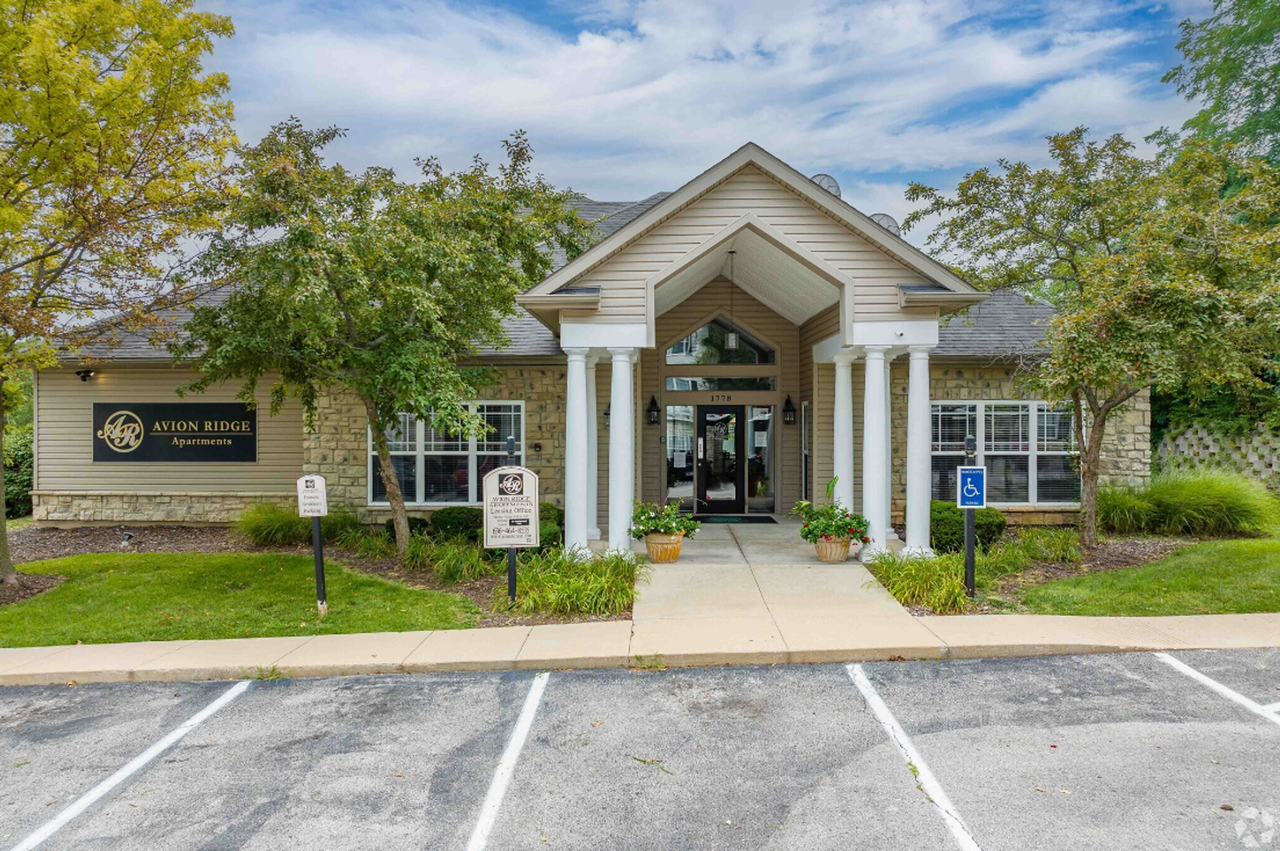 Avion Ridge - Photo 2 of 24