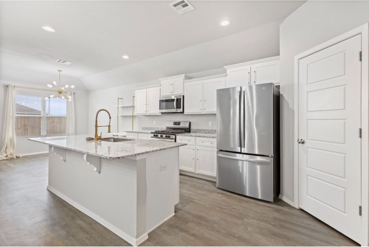 14826 E 39th St S - Photo 5 of 23