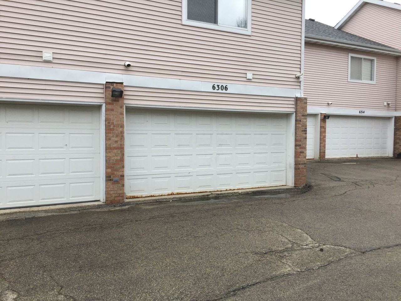 MANCHESTER TOWNHOMES - Photo 3 of 14