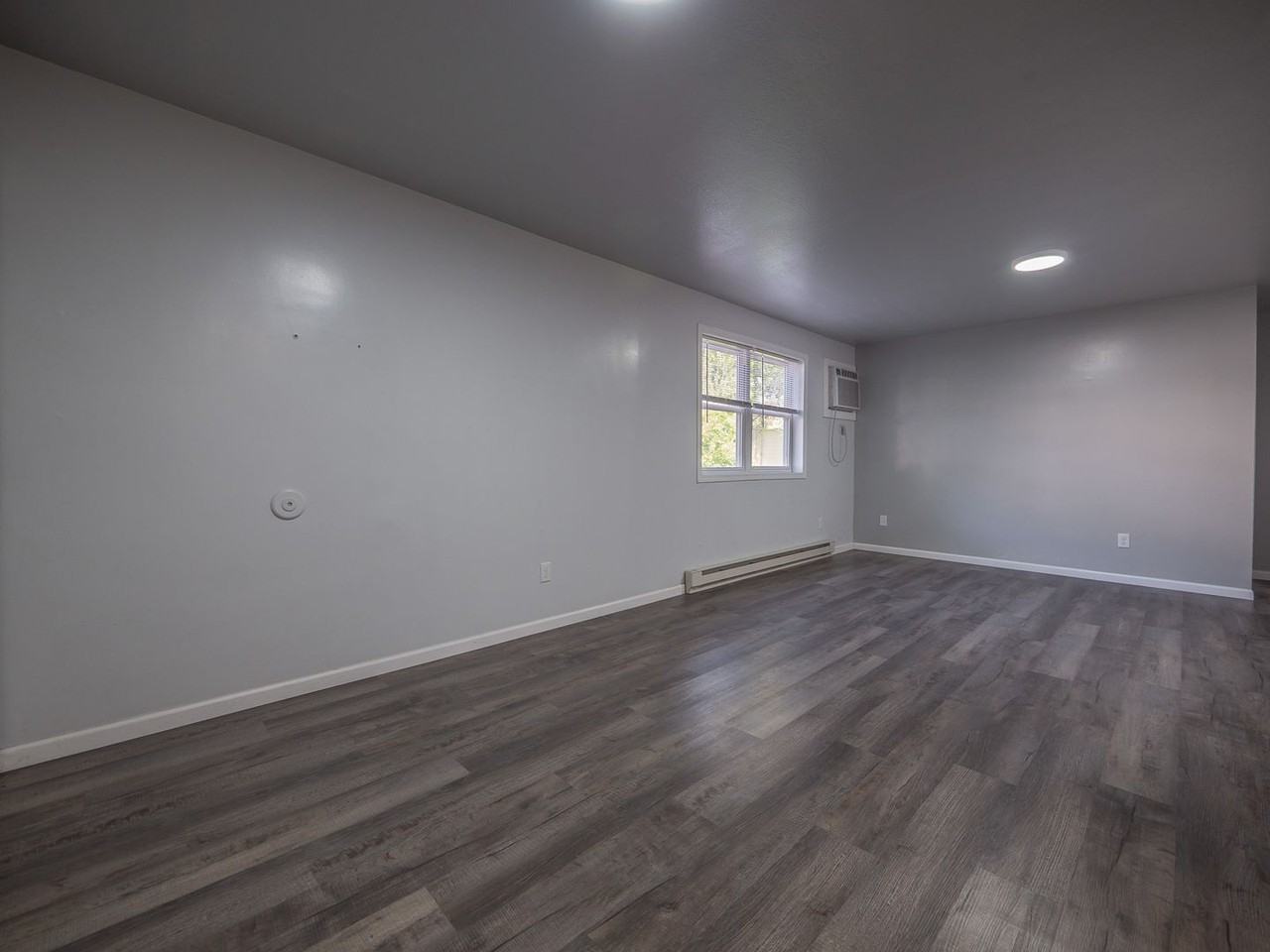 Peach Creek Apartments - Photo 5 of 17
