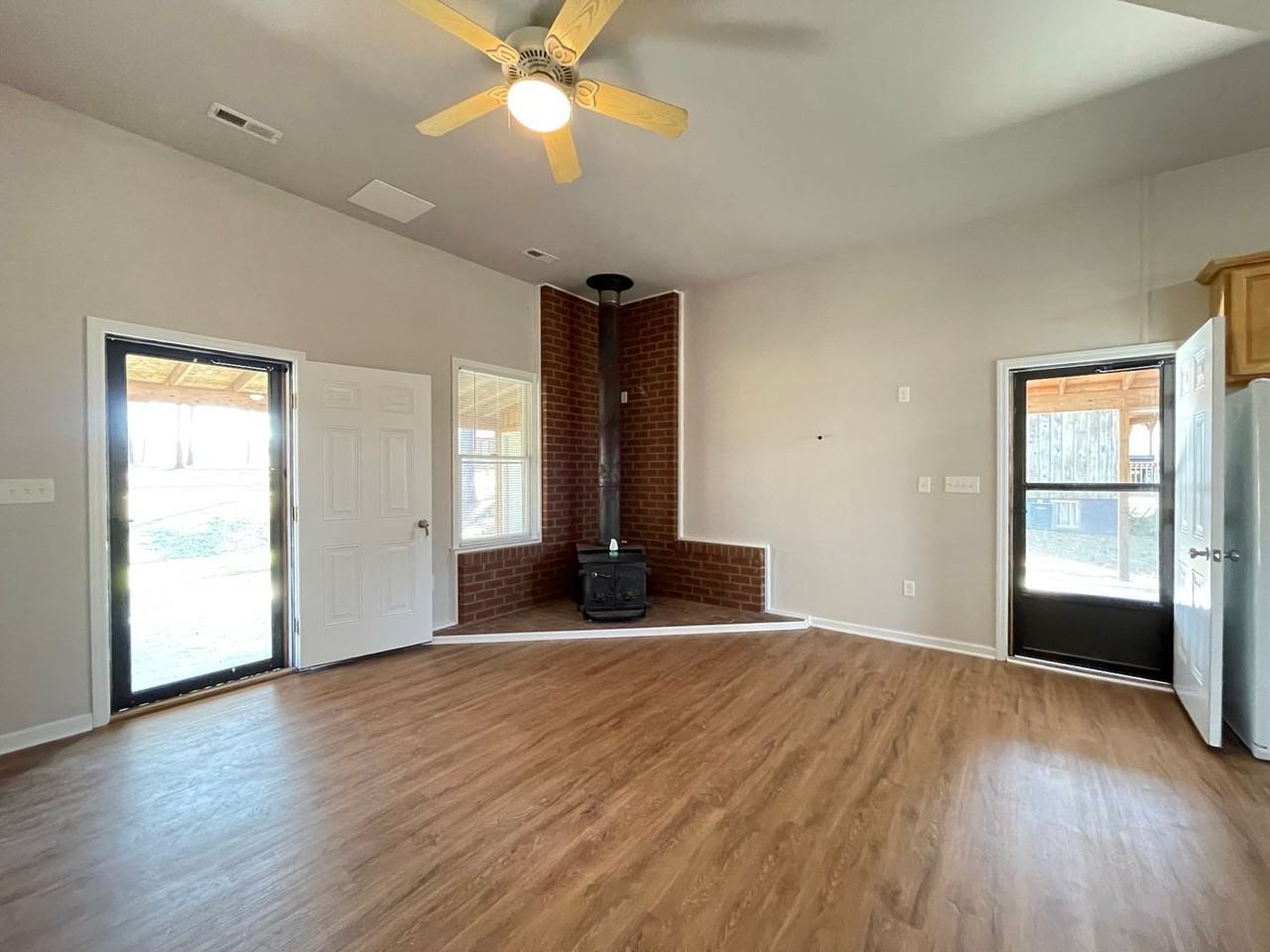 805 Chaptico Rd - Photo 2 of 17