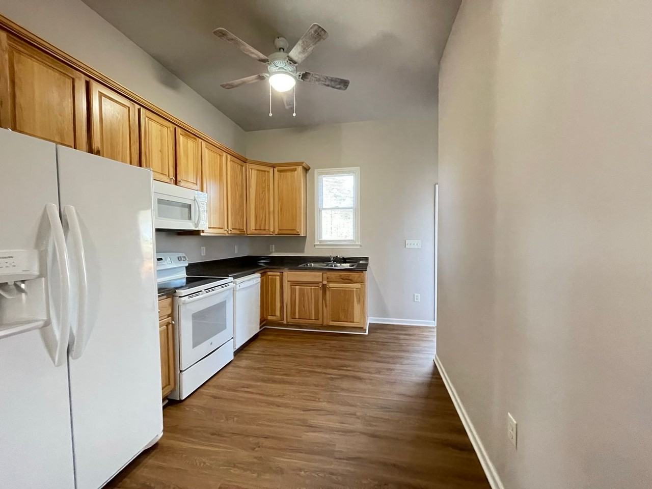 805 Chaptico Rd - Photo 4 of 17