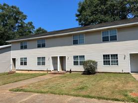 100 Gunter Ln - Photo 1 of 1