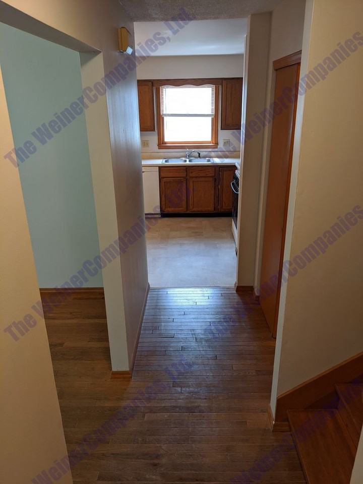 2107 Mayfair Rd - Photo 3 of 32