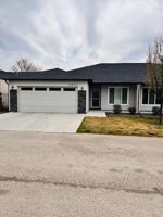 featured image of 2875 E Apricot Dr