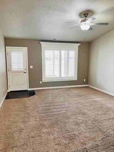 2875 E Apricot Dr - Photo 3 of 10