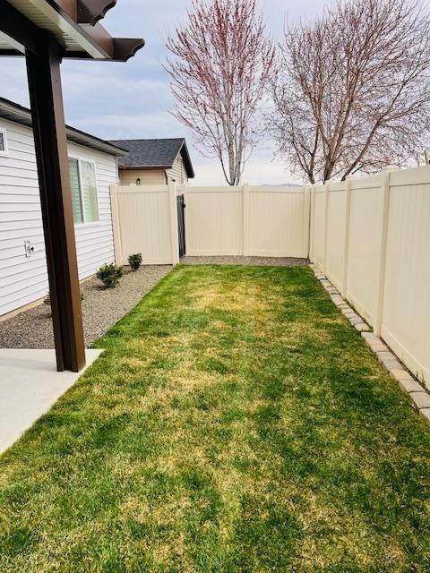 2875 E Apricot Dr - Photo 4 of 10