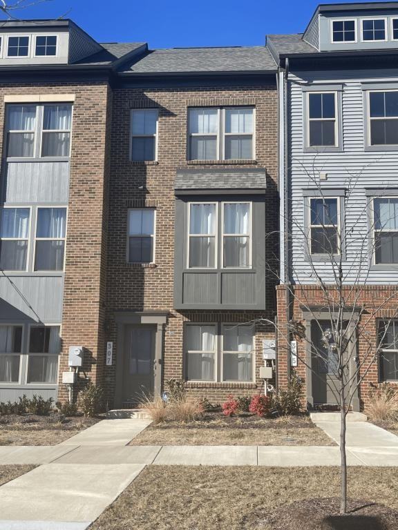 307 Phoenix Dr - Photo 2 of 40